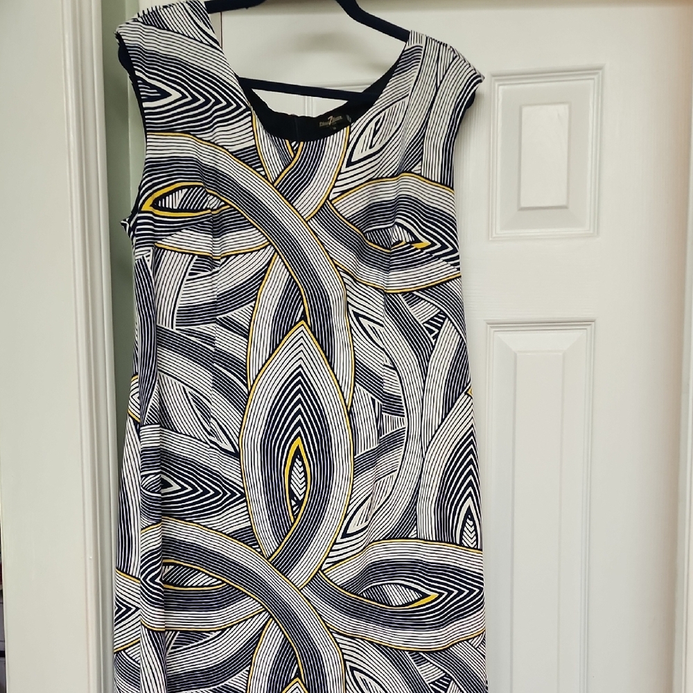 Sleeveless Blue And Yellow Patterned Dress